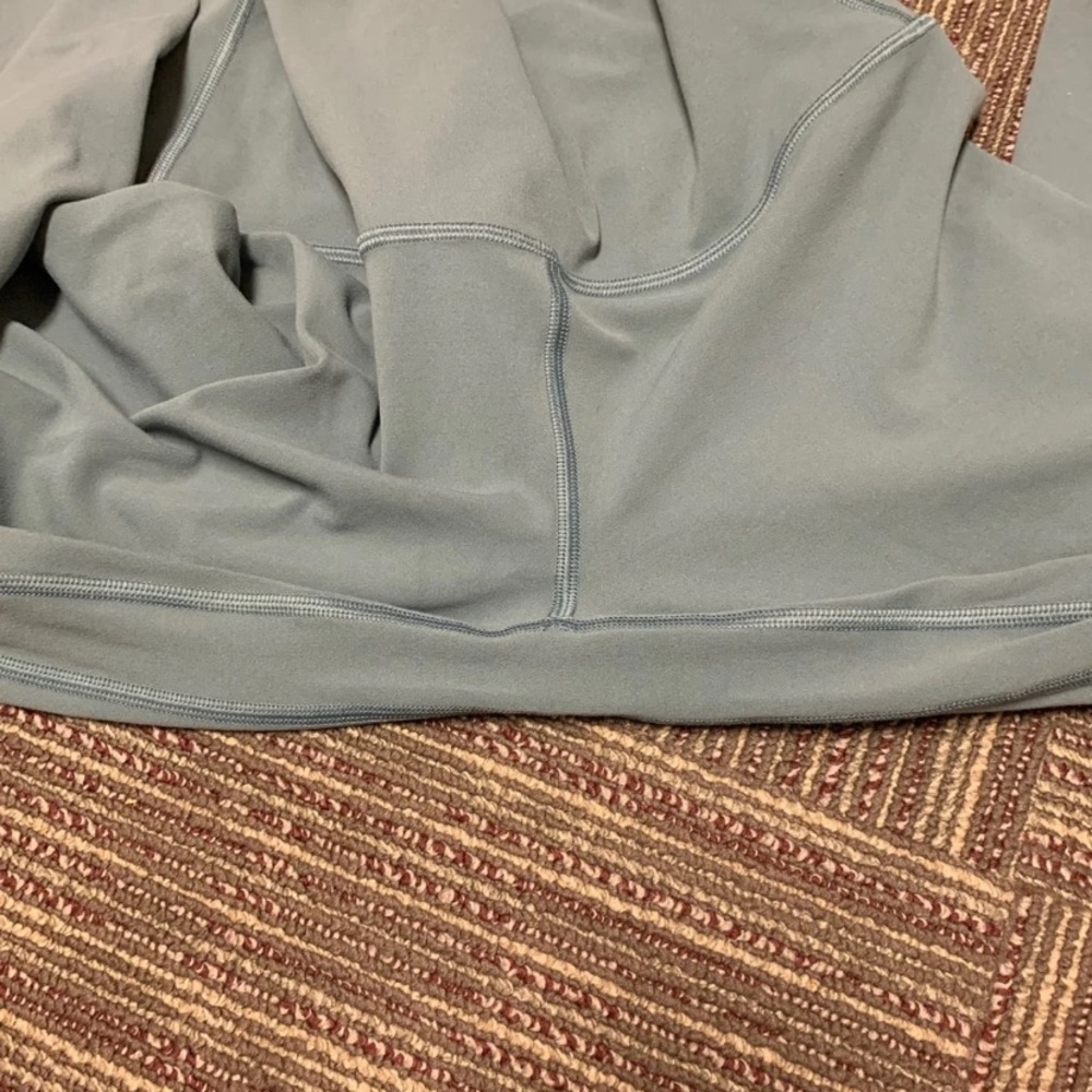 Lululemon Align 25” Size 6 - Picture 3 of 6